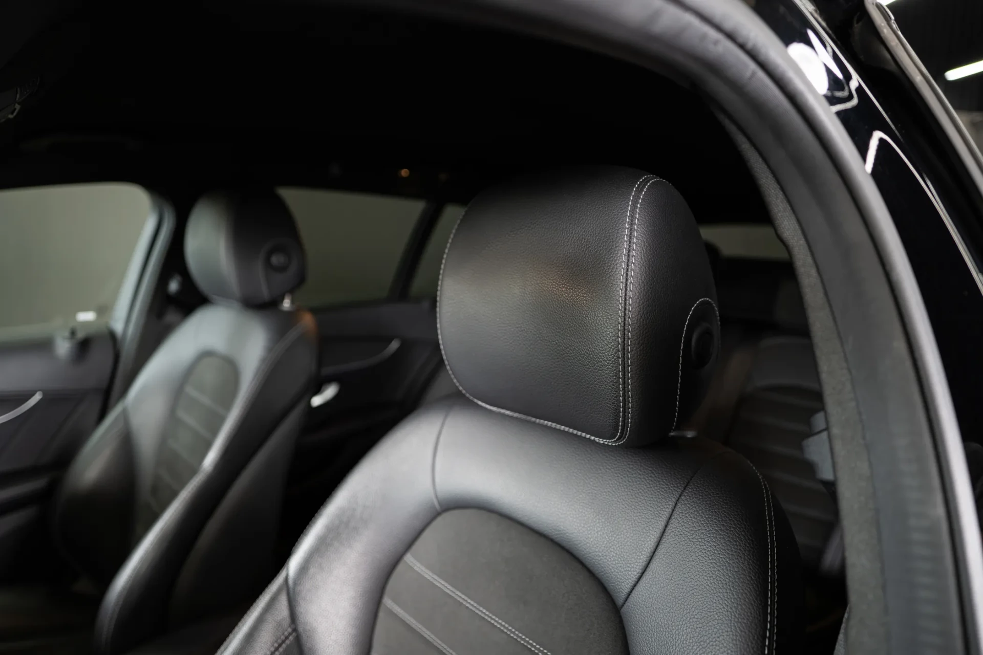 Mercedes-Benz C 300 e AMG Line 15