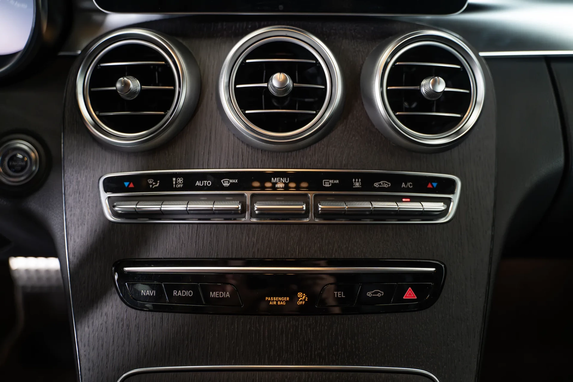 Mercedes-Benz C 300 e AMG Line 34