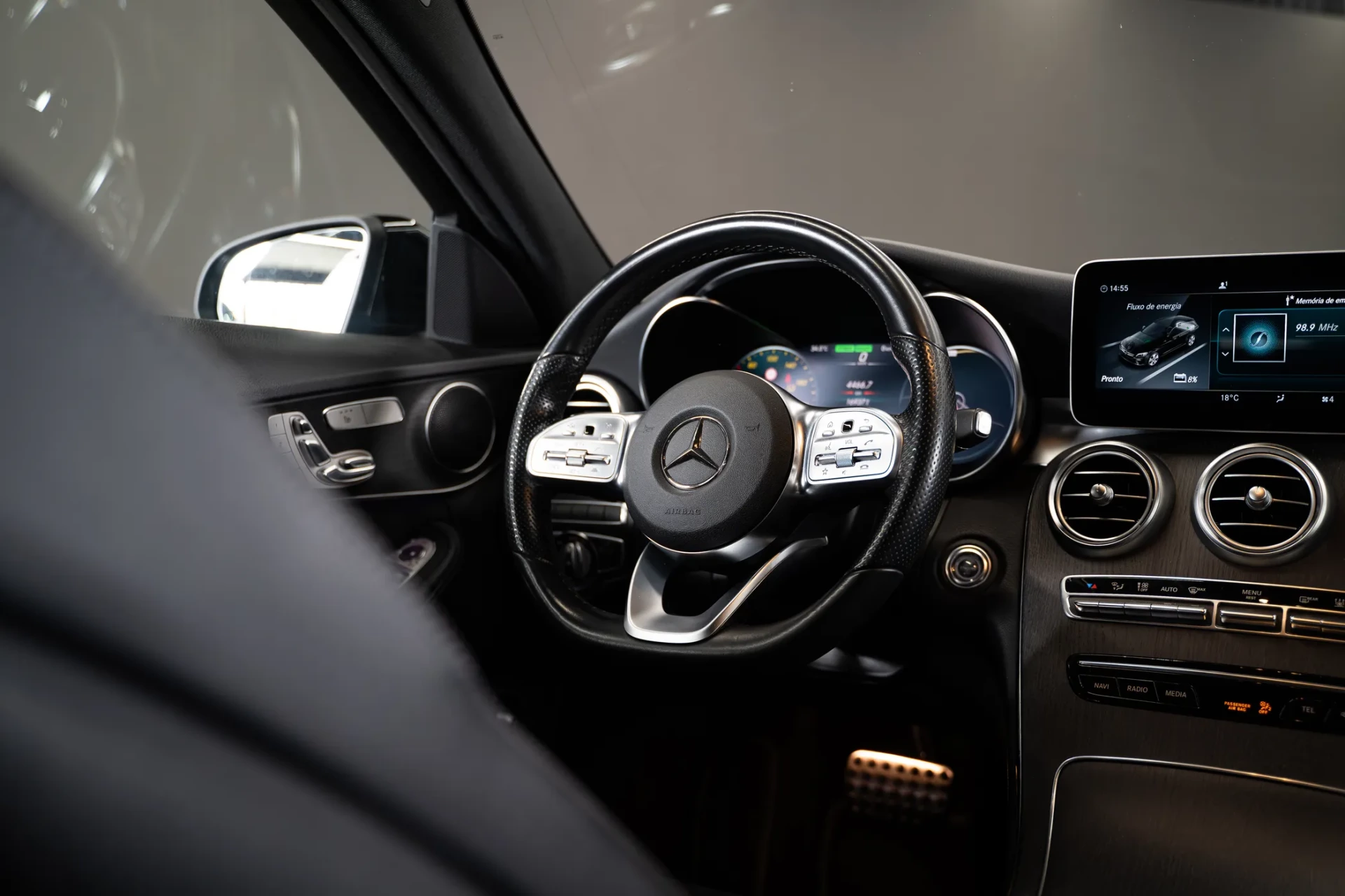 Mercedes-Benz C 300 e AMG Line 40