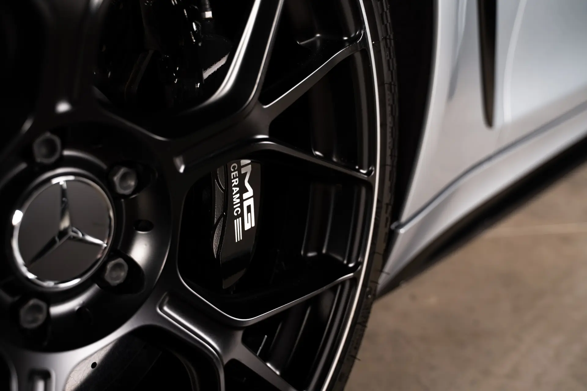 Mercedes-Benz AMG GT 63 PRO 4MATIC+ Speedshift.MCT 9G 9