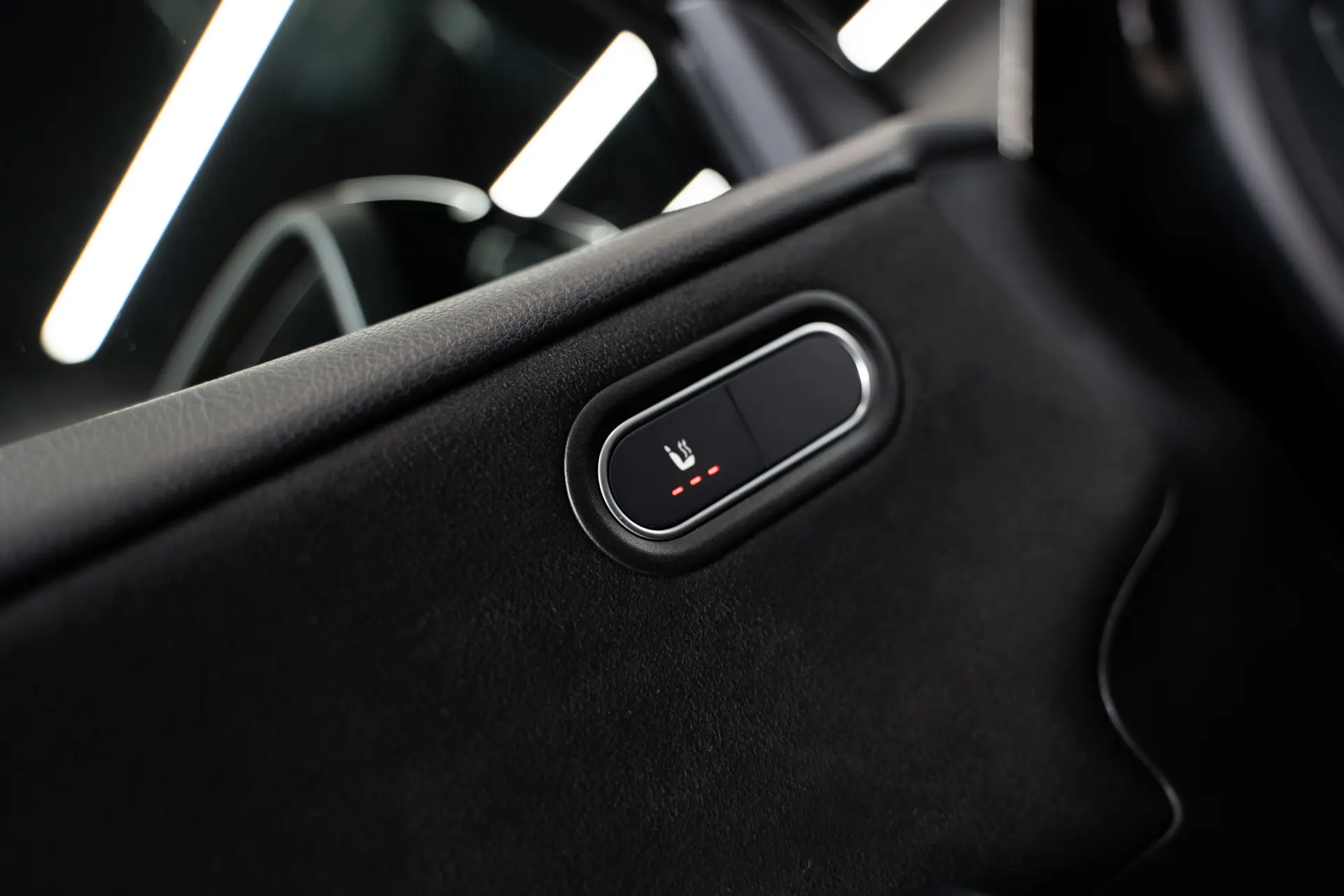Mercedes-Benz A 250 e 8G-DCT AMG Line 14
