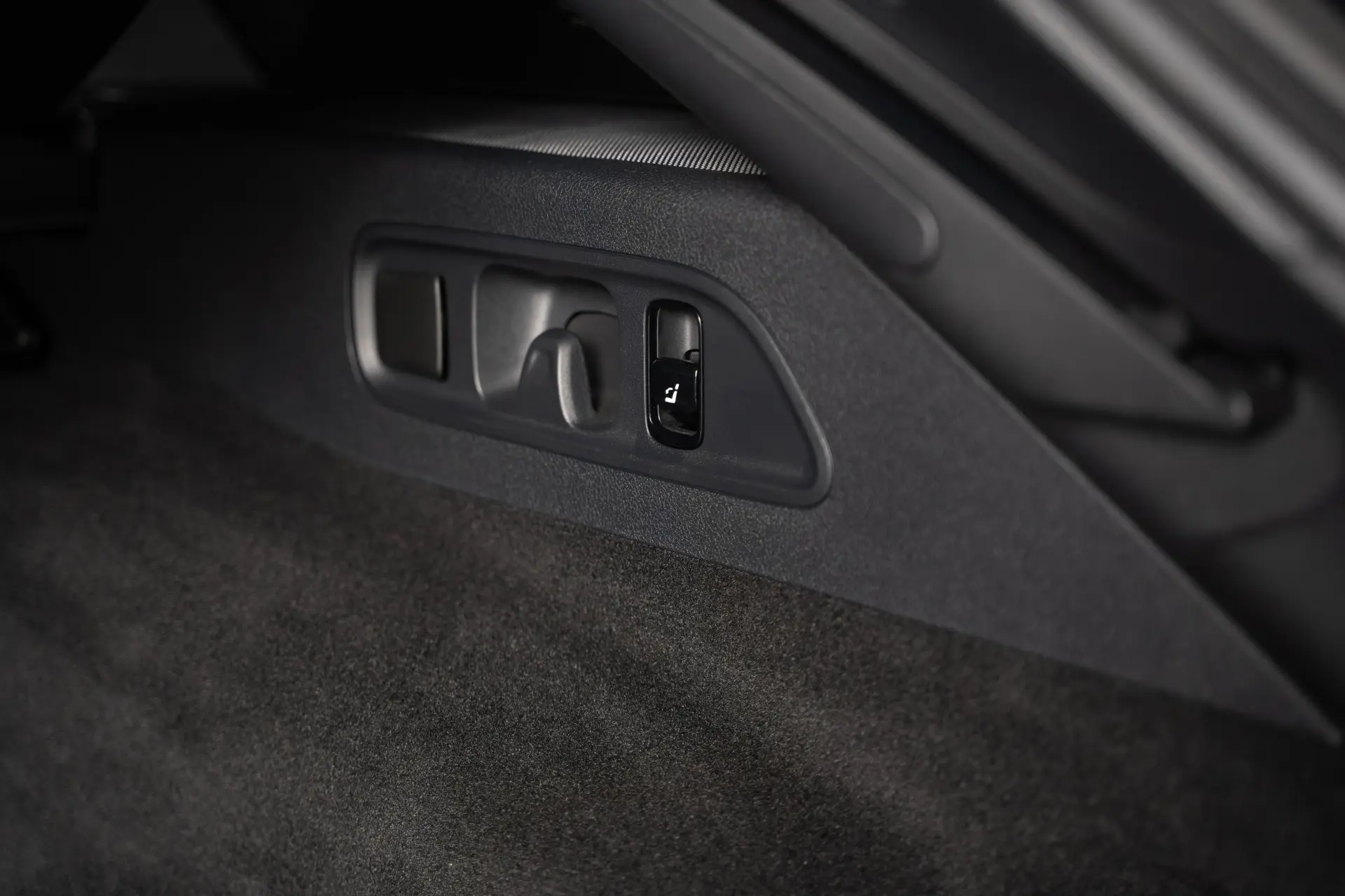 Mercedes-Benz E 300 e Station 58