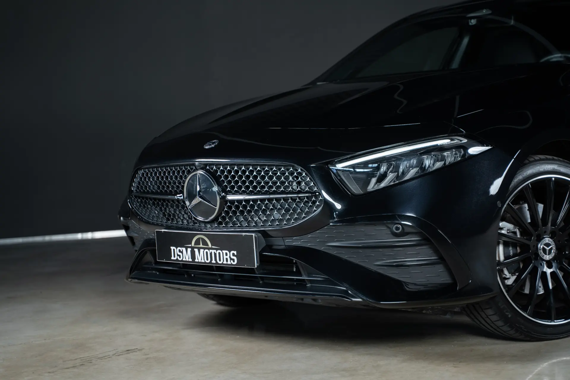 Mercedes-Benz A 250 e 8G-DCT AMG Line 6