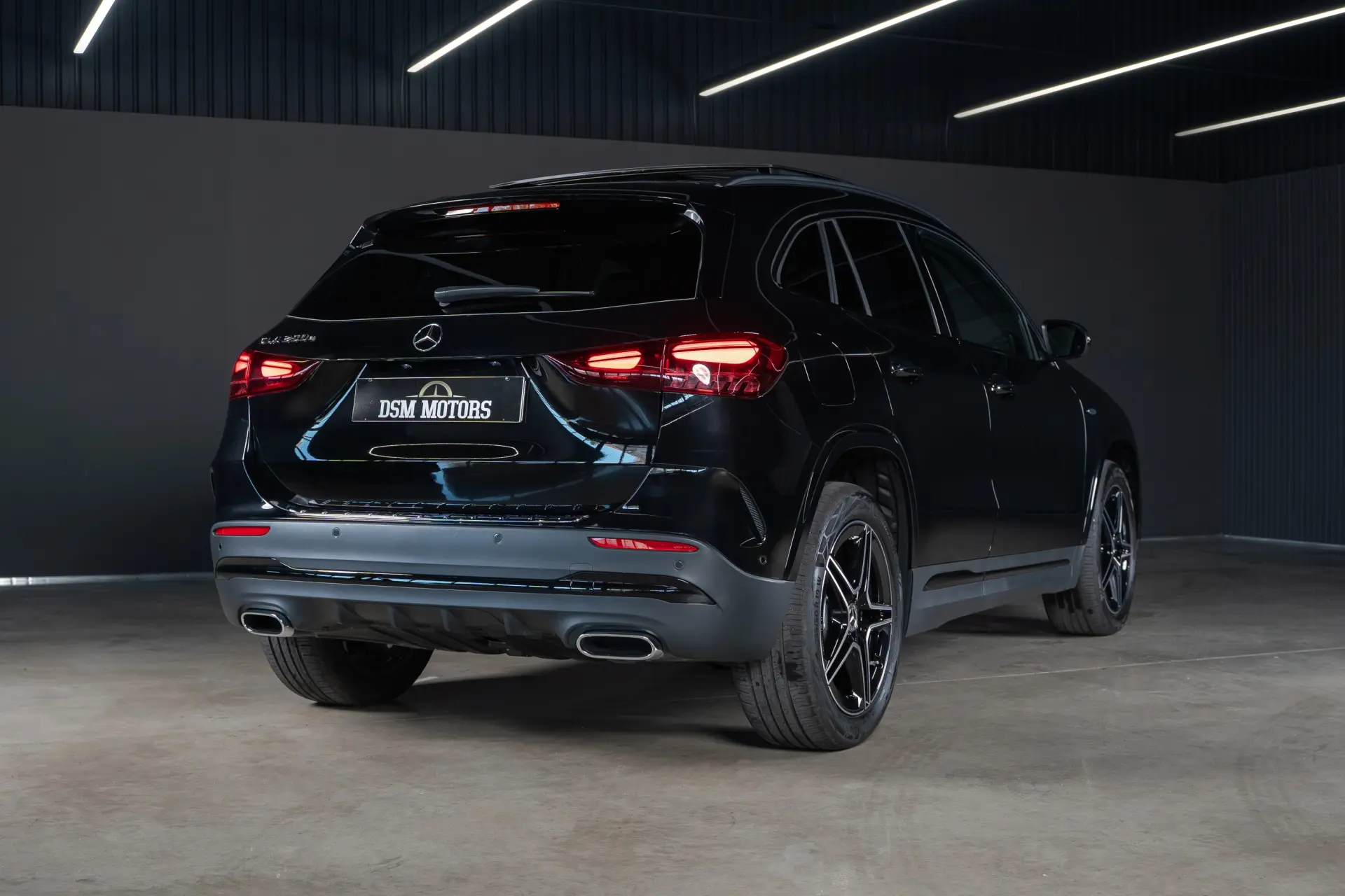 Mercedes-Benz GLA 250 e AMG Line 4