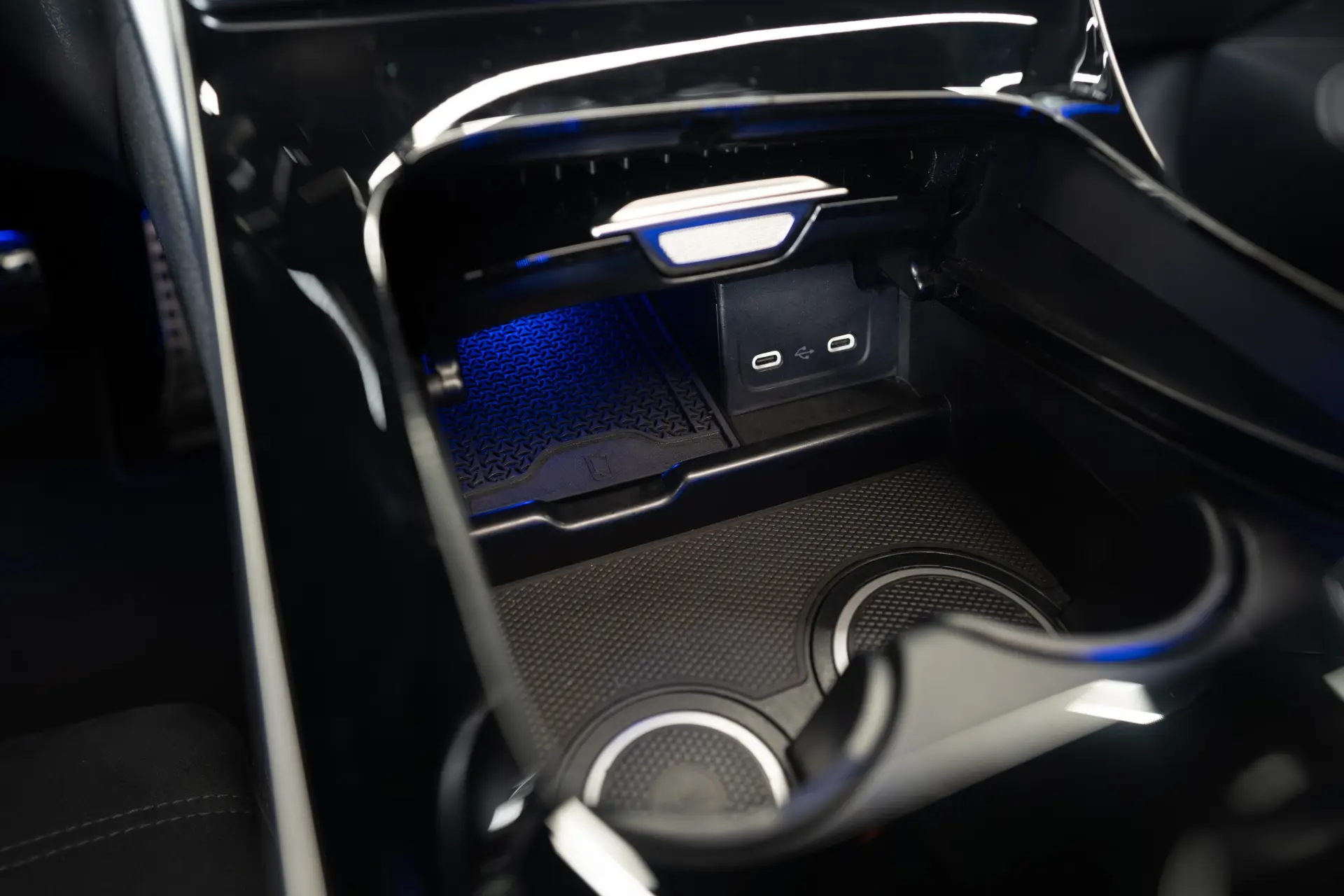 Mercedes-Benz CLE 200 9G-TRONIC Edition AMG Line 44