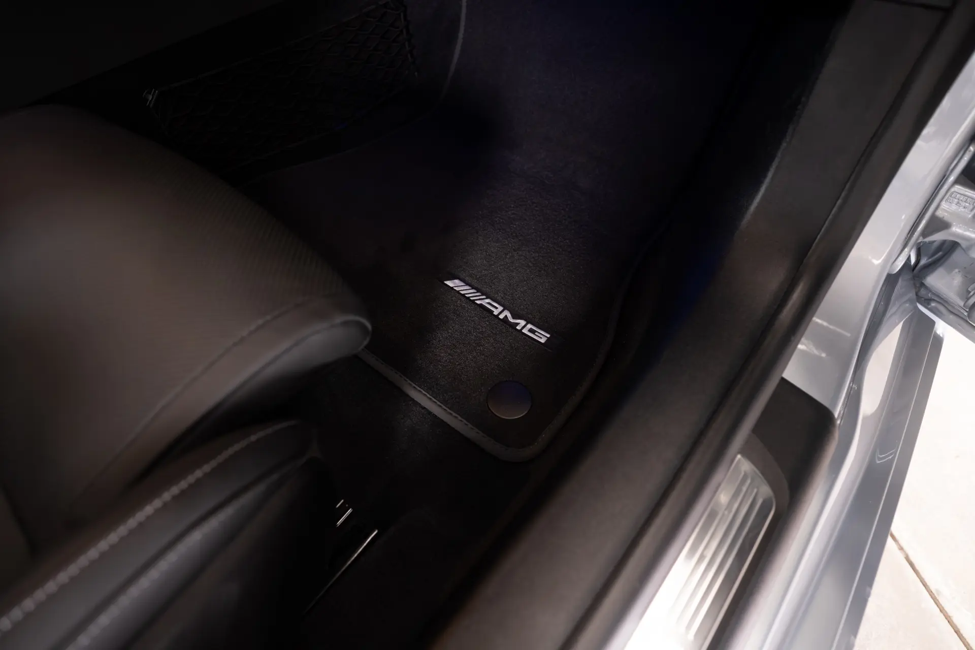 Mercedes-Benz AMG GT 63 PRO 4MATIC+ Speedshift.MCT 9G 48