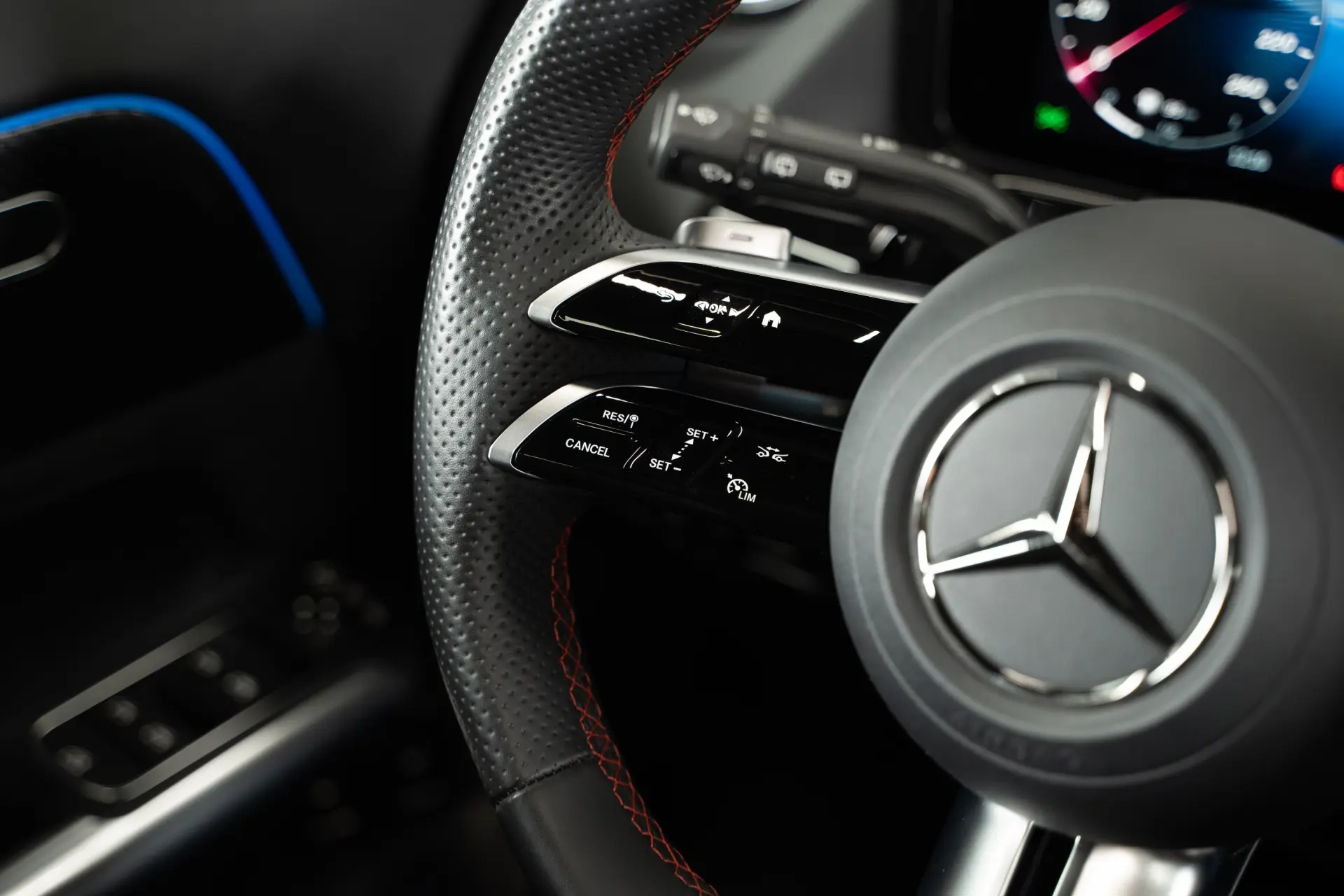Mercedes-Benz GLA 250 e AMG Line 20