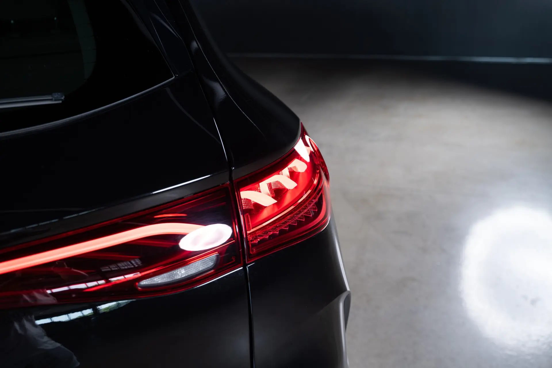 Mercedes-Benz EQE SUV 350+ AMG Line Premium 12