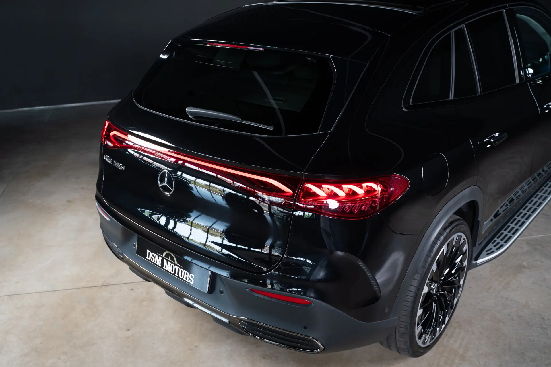 Mercedes-Benz EQE SUV 350+ AMG Line Premium 10