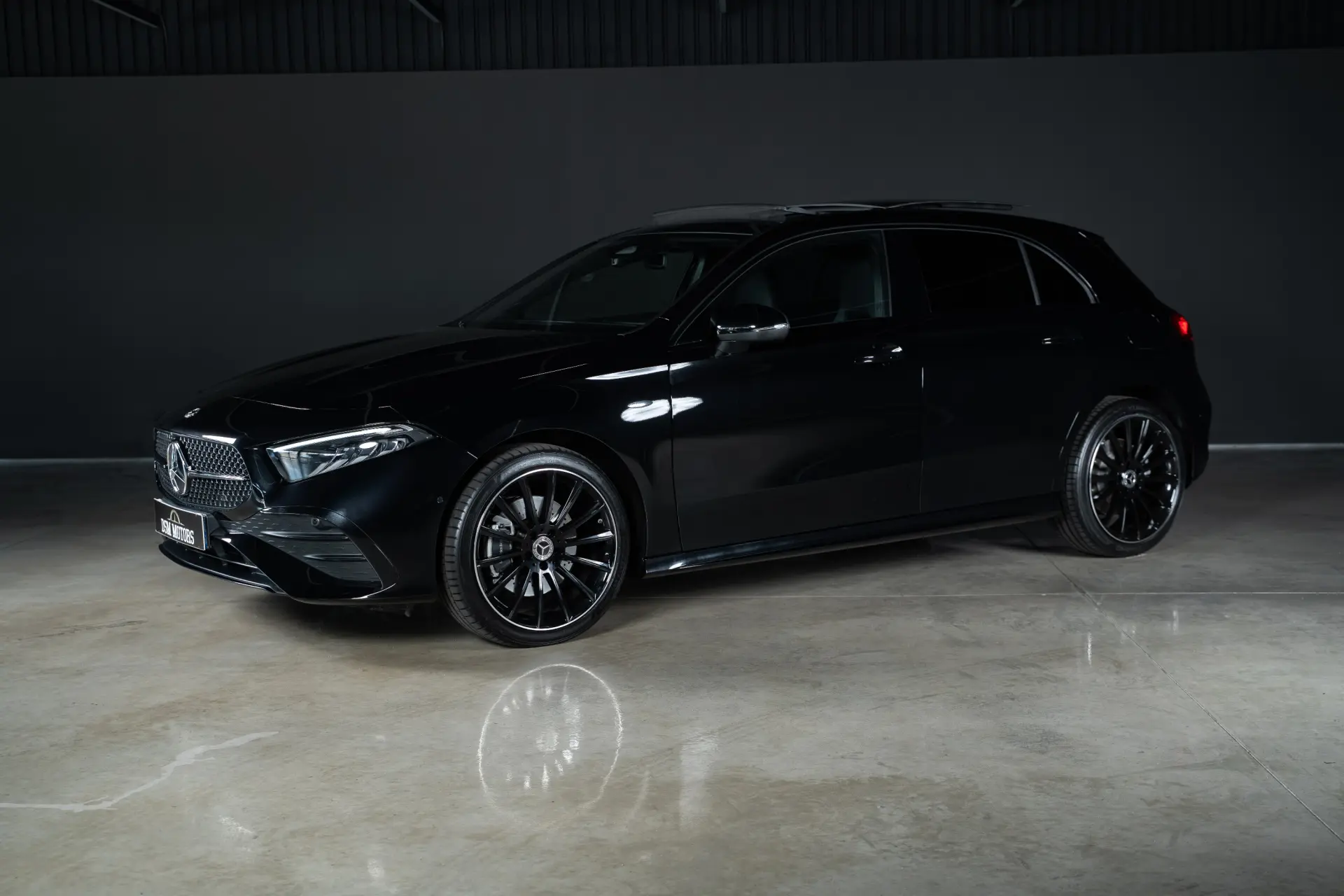 Mercedes-Benz A 250 e 8G-DCT AMG Line 49