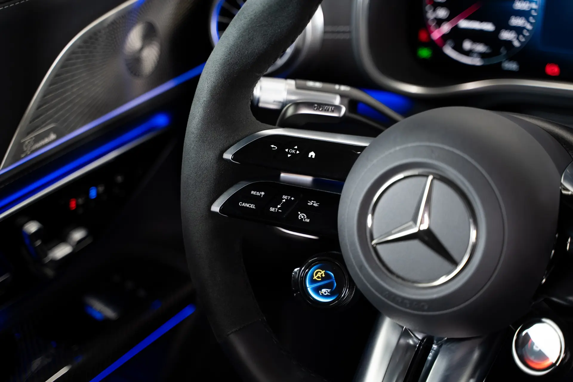 Mercedes-Benz AMG GT 63 PRO 4MATIC+ Speedshift.MCT 9G 28