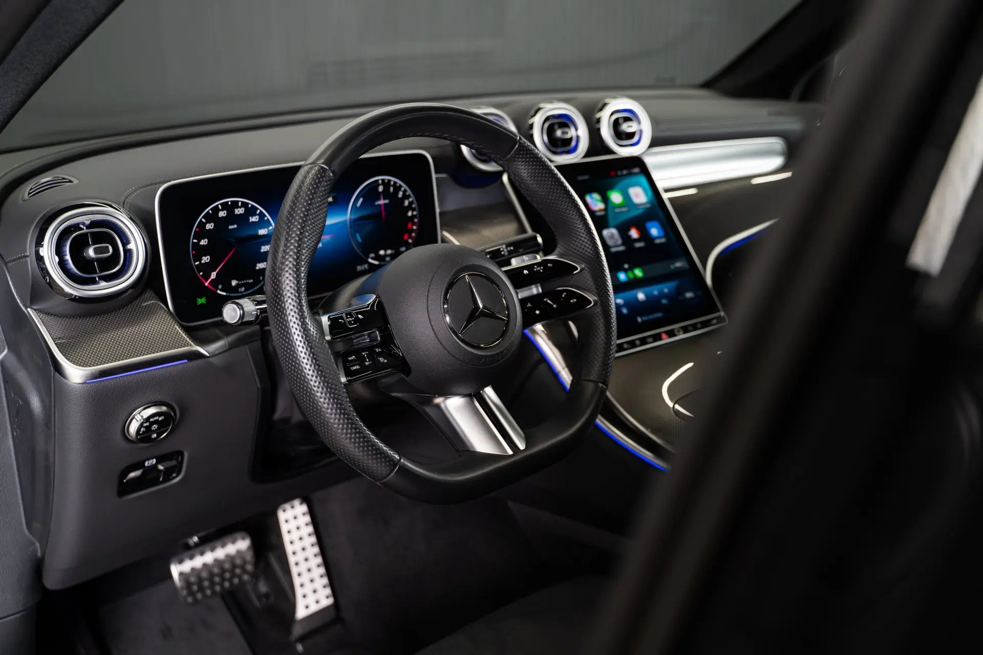 Mercedes-Benz GLC 300 de Coupe 4Matic 9G-TRONIC AMG Line Advanced 20