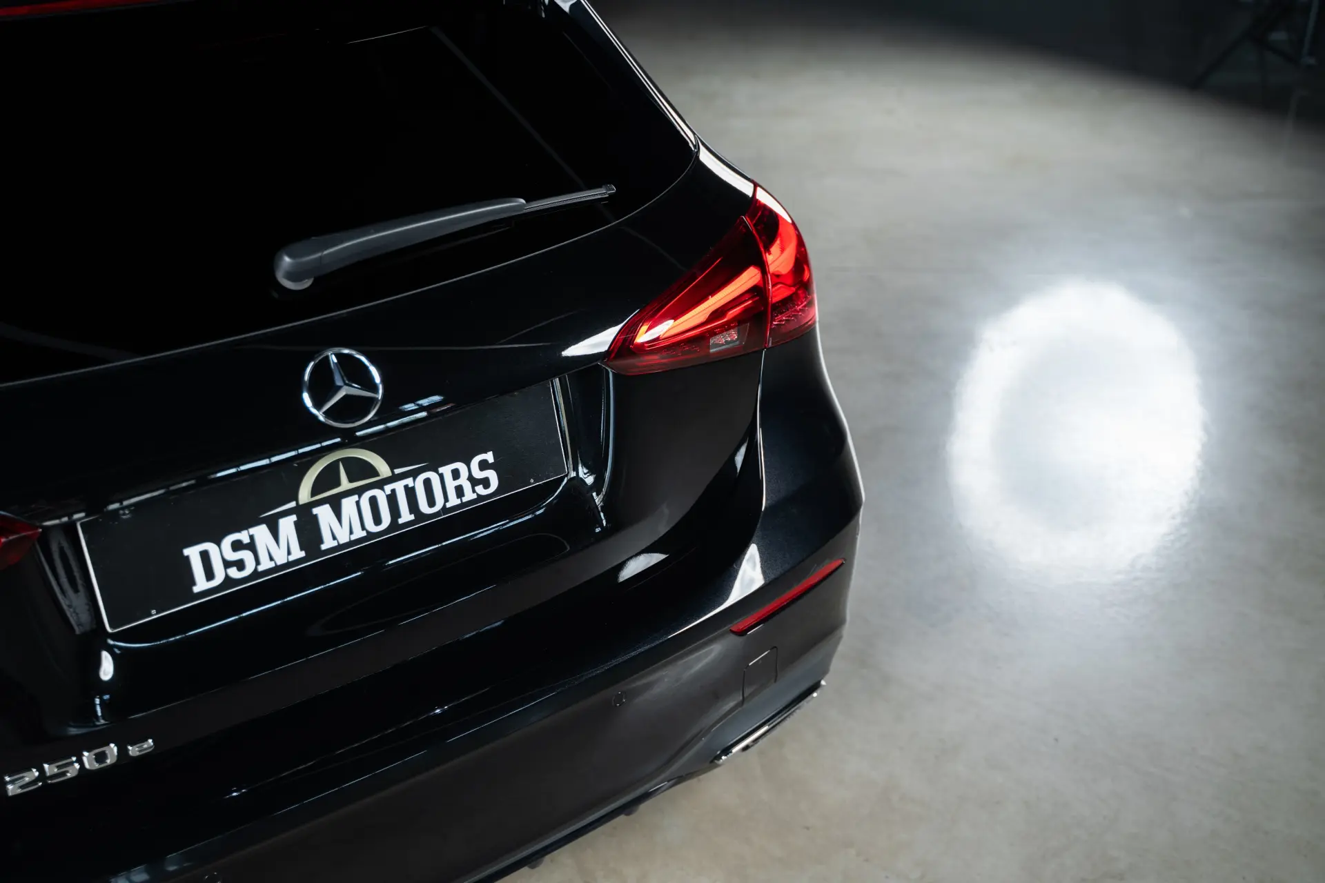 Mercedes-Benz A 250 e 8G-DCT AMG Line 9