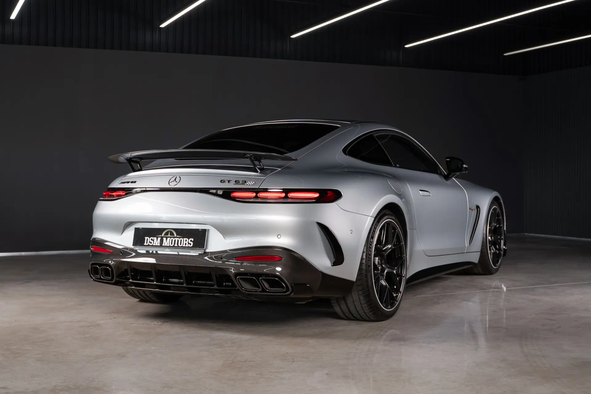 Mercedes-Benz AMG GT 63 PRO 4MATIC+ Speedshift.MCT 9G 4