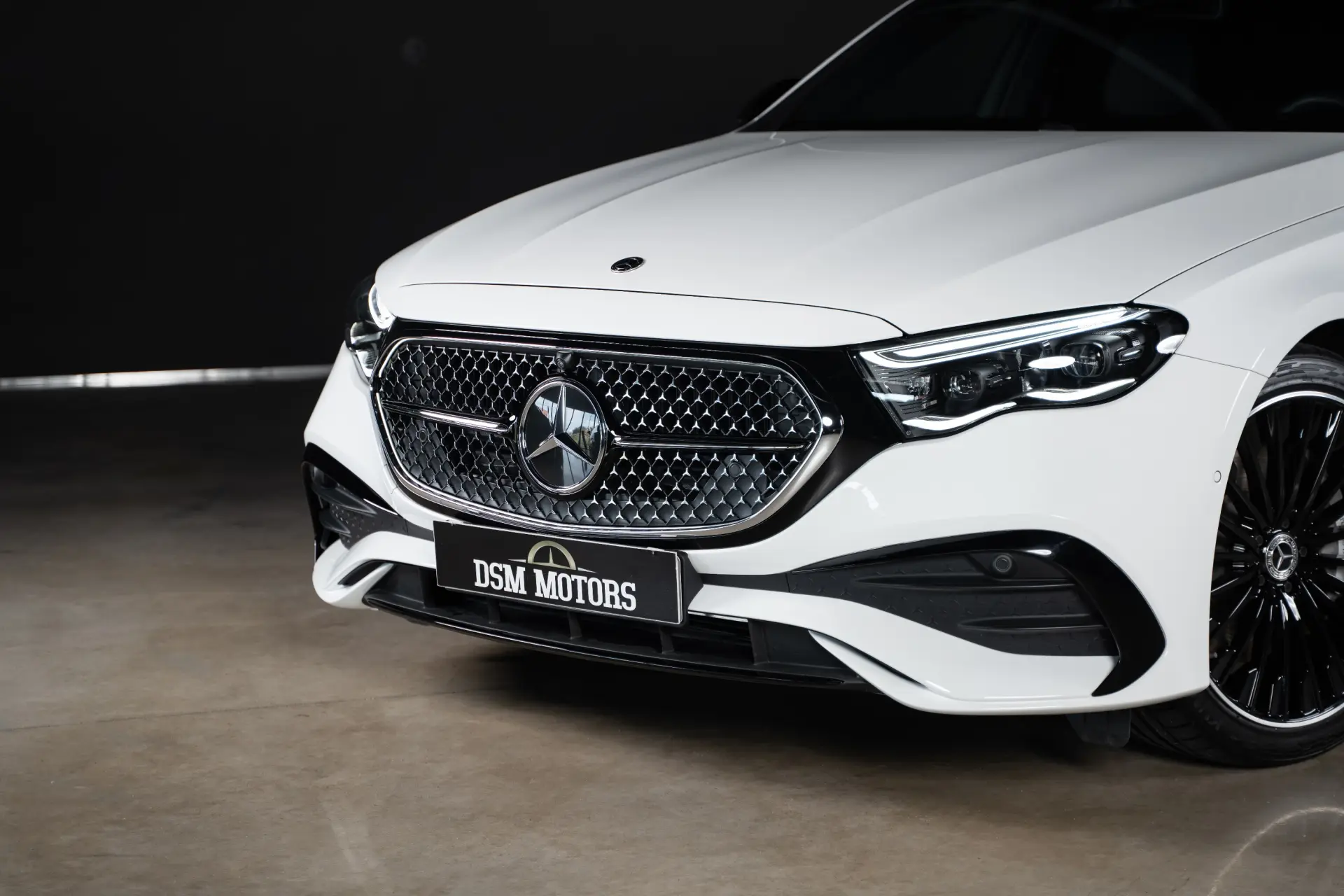 Mercedes-Benz E 300 de 4Matic AMG Line 6