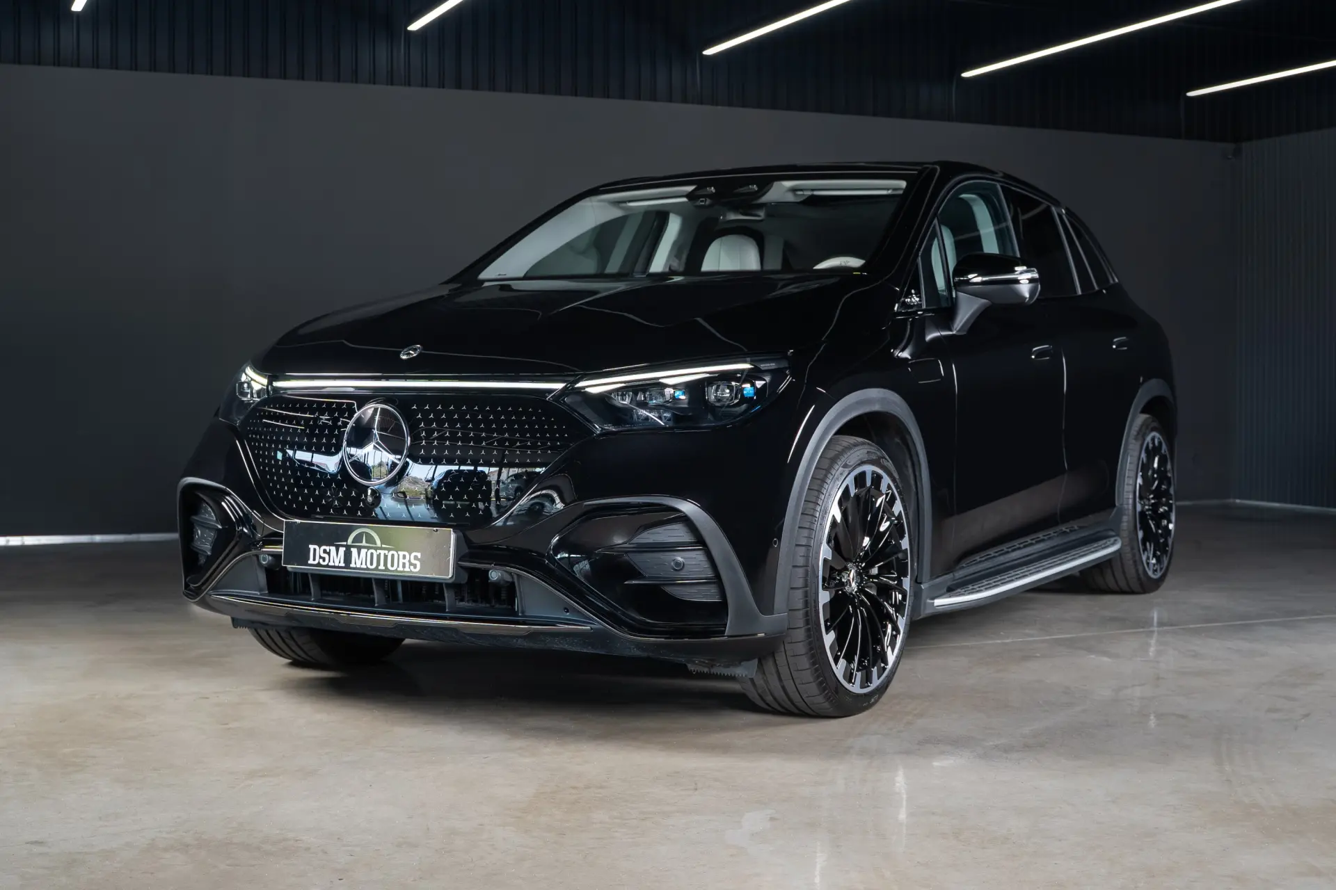 Mercedes-Benz EQE SUV 350+ AMG Line Premium 1