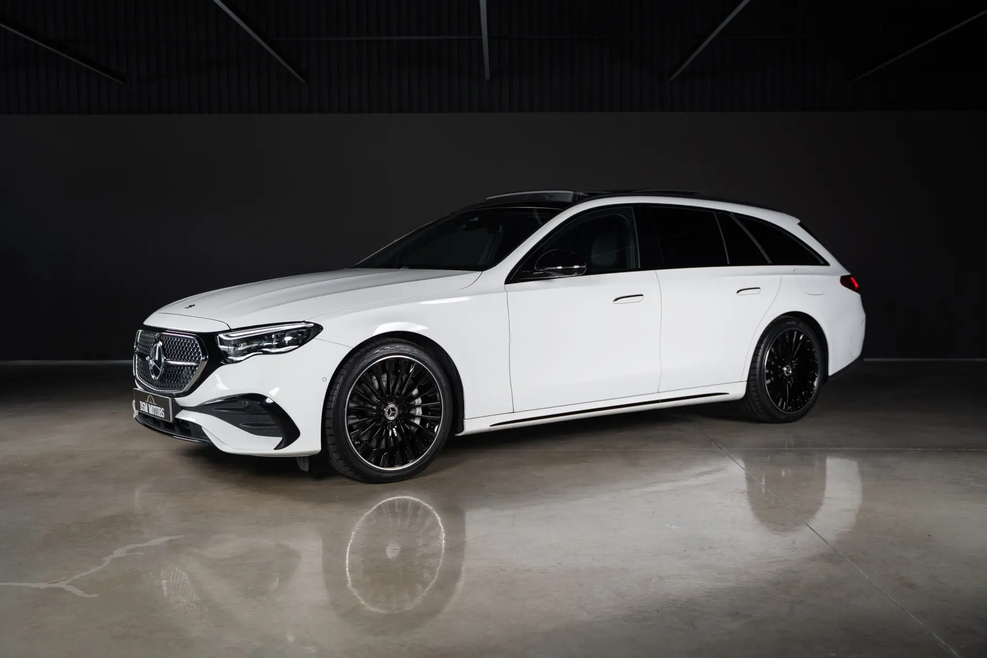 Mercedes-Benz E 300 de 4Matic AMG Line 57
