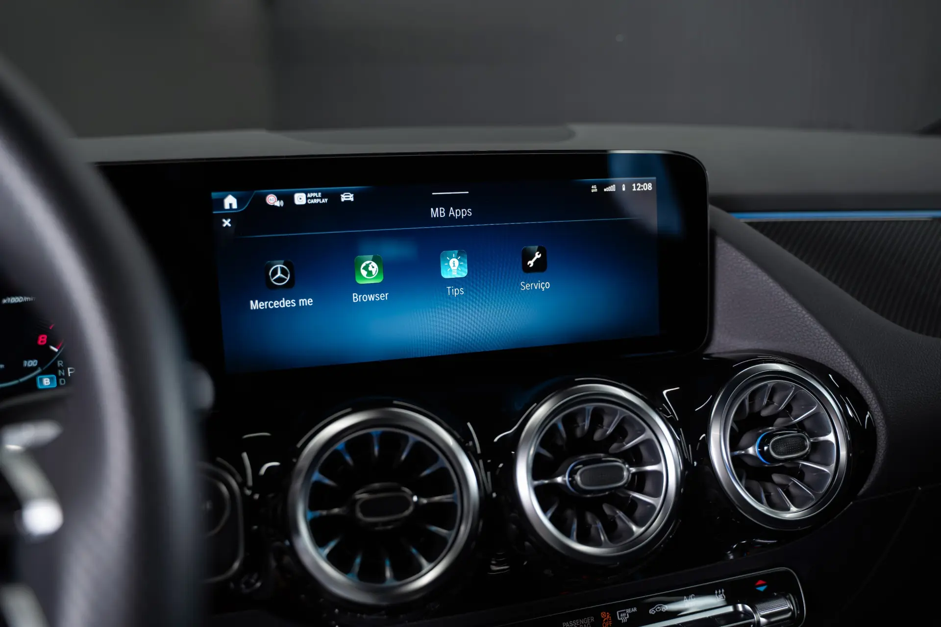 Mercedes-Benz GLA 250 e AMG Line 33