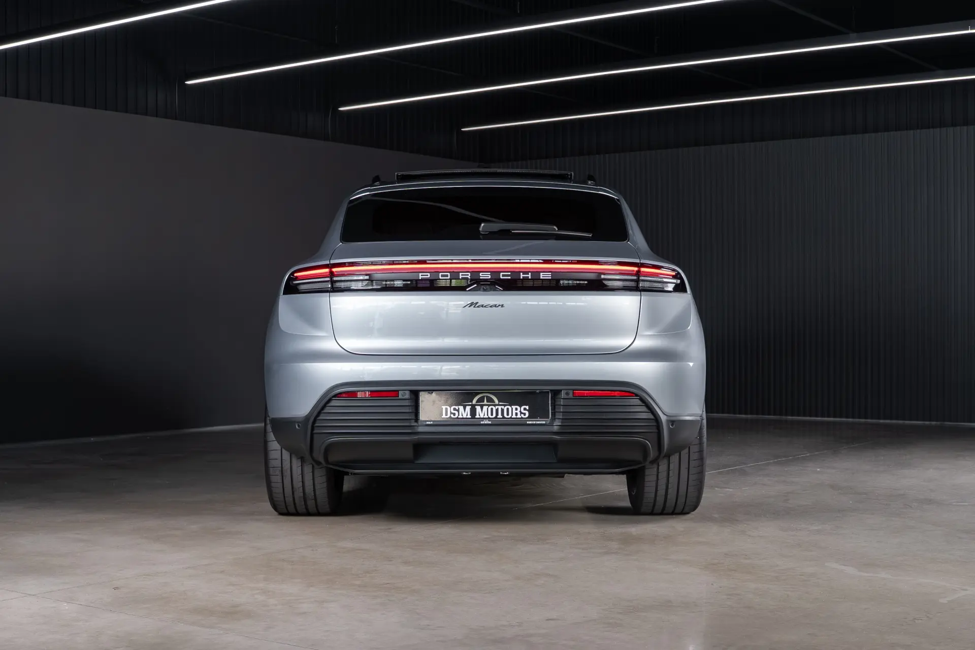 Porsche Macan Electric 5