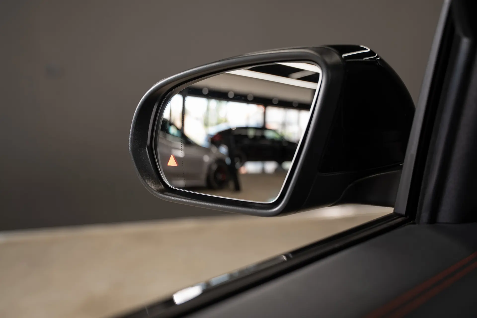 Mercedes-Benz GLA 250 e AMG Line 51