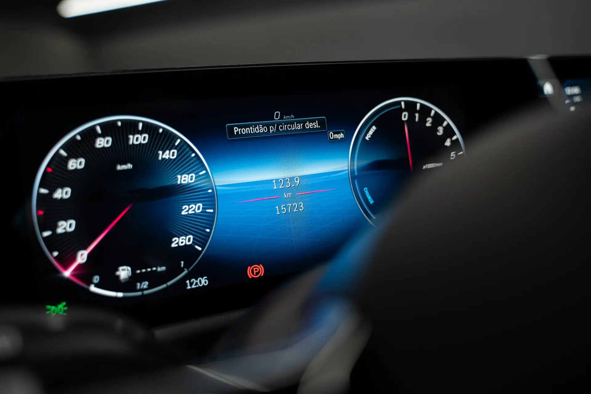 Mercedes-Benz GLA 250 e AMG Line 22
