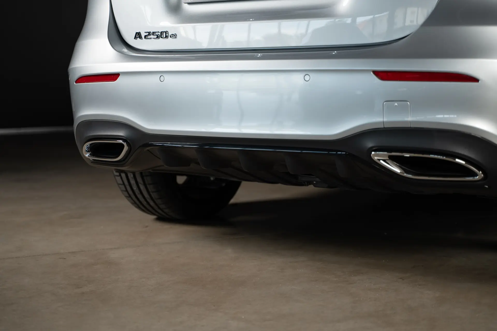 Mercedes-Benz A 250 e AMG Line 10