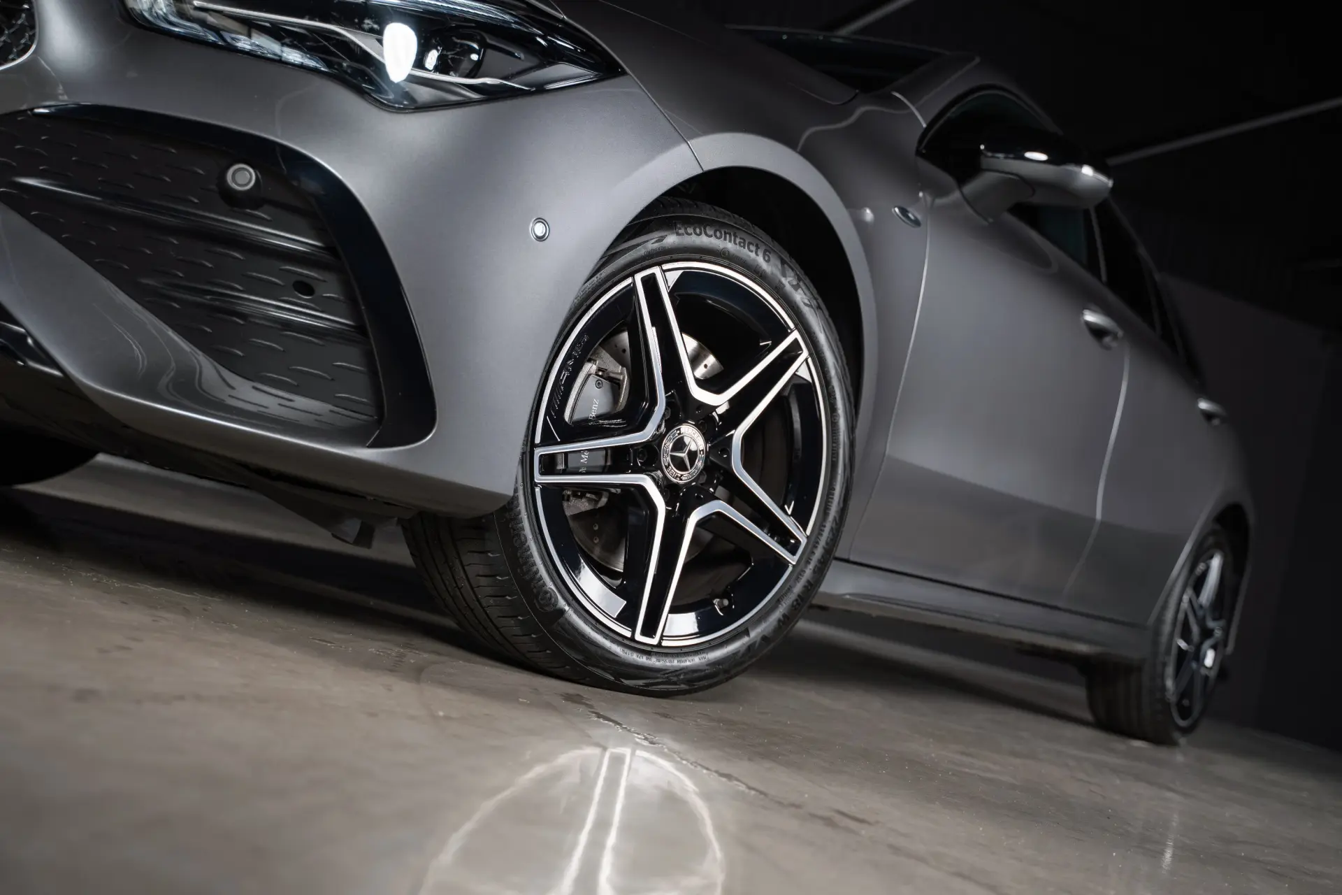 Mercedes-Benz CLA 250 e Shooting Brake AMG Line 7