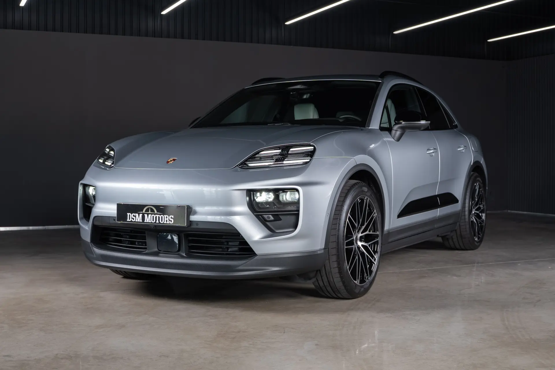 Porsche Macan Electric 1