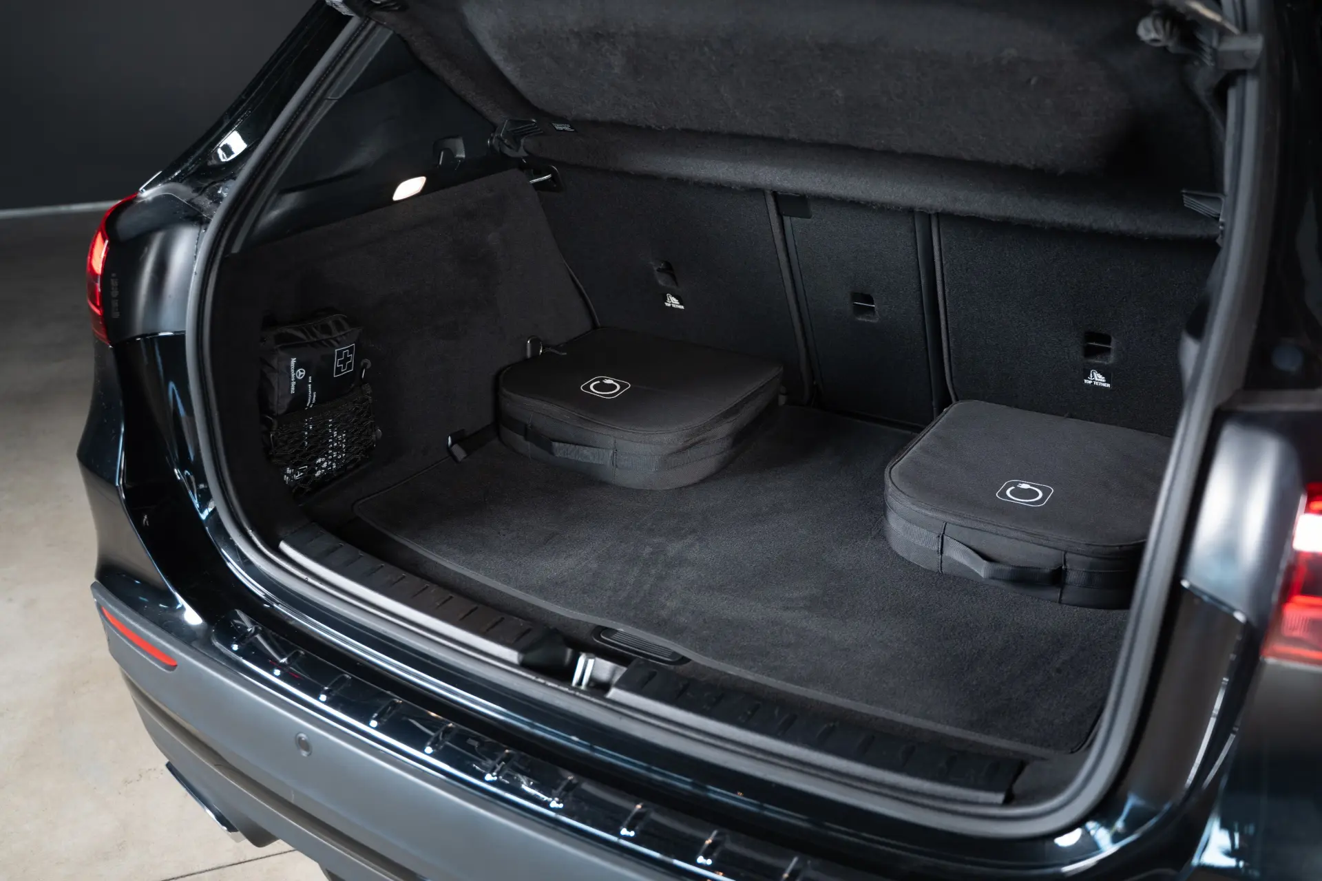 Mercedes-Benz GLA 250 e AMG Line 49