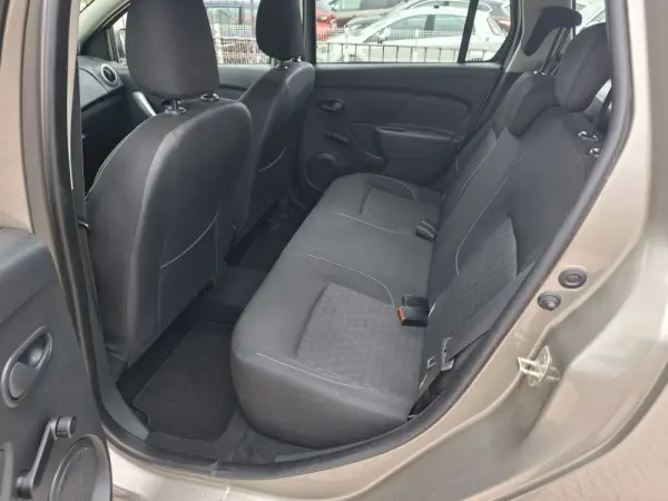 Dacia Logan MCV 0.9 TCe Pack 17