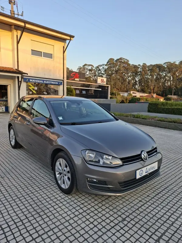 Volkswagen Golf 1.6 TDi GPS Edition DSG 3