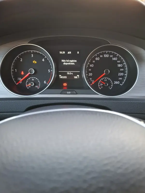 Volkswagen Golf 1.6 TDi GPS Edition DSG 20