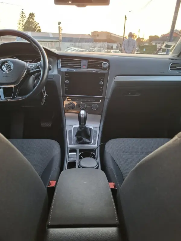 Volkswagen Golf 1.6 TDi GPS Edition DSG 22