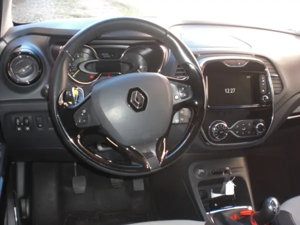 Renault Captur 1.5 dCi Exclusive C/Pneu 12
