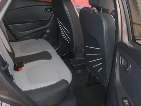 Renault Captur 1.5 dCi Exclusive C/Pneu 19
