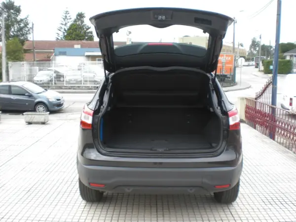 Nissan Qashqai 1.5 dCi 360 Pack S 10