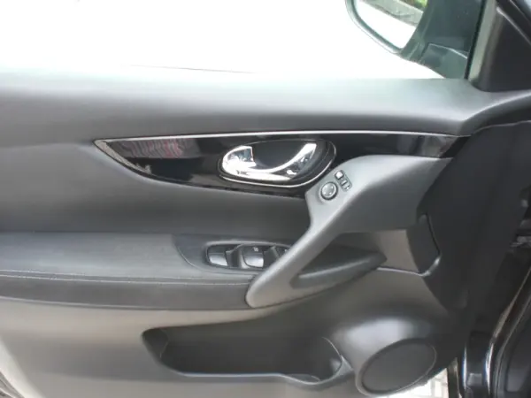 Nissan Qashqai 1.5 dCi 360 Pack S 14