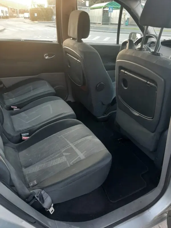 Renault Scénic 1.5 dCi Pack 18