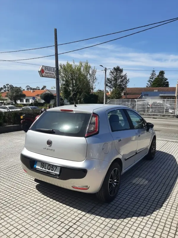 Fiat Punto Evo 1.3 M-Jet Dynamic Style 4