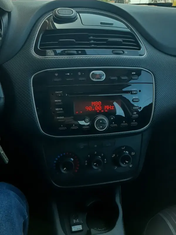 Fiat Punto Evo 1.3 M-Jet Dynamic Style 18