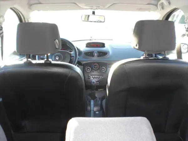 Renault Clio 1.5 dCi Confort 13