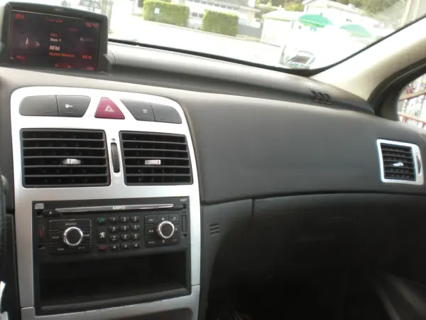 Peugeot 307 1.6 HDi SE Navteq 16