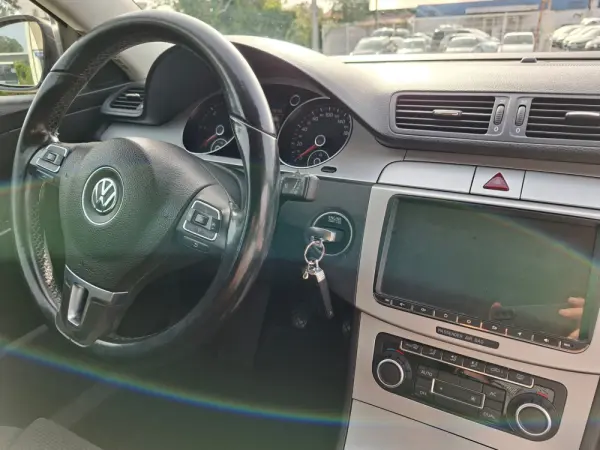 Volkswagen Passat Variant 1.6 TDi BlueMotion 16