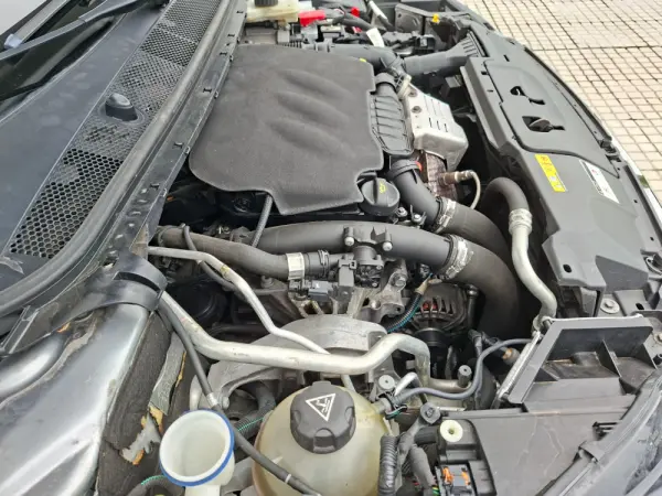 Peugeot 308 1.2 PureTech Allure 28