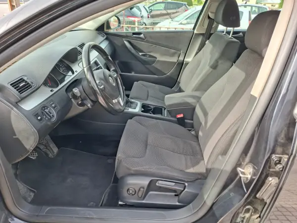 Volkswagen Passat Variant 1.6 TDi BlueMotion 24
