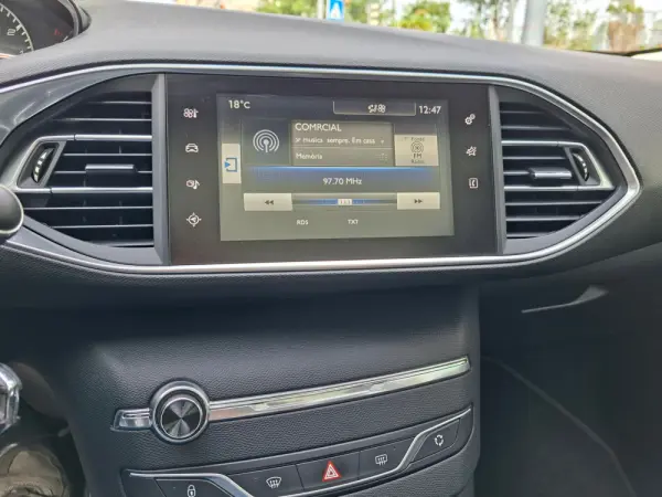 Peugeot 308 1.2 PureTech Allure 16