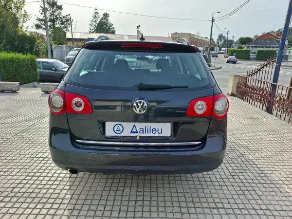 Volkswagen Passat Variant 1.6 TDi BlueMotion 6