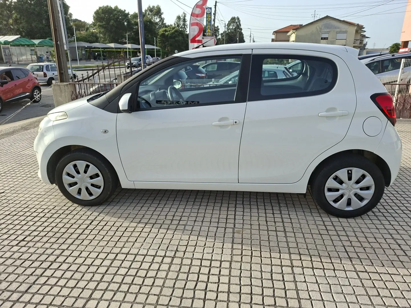 Citroen C1 VTi Feel 8