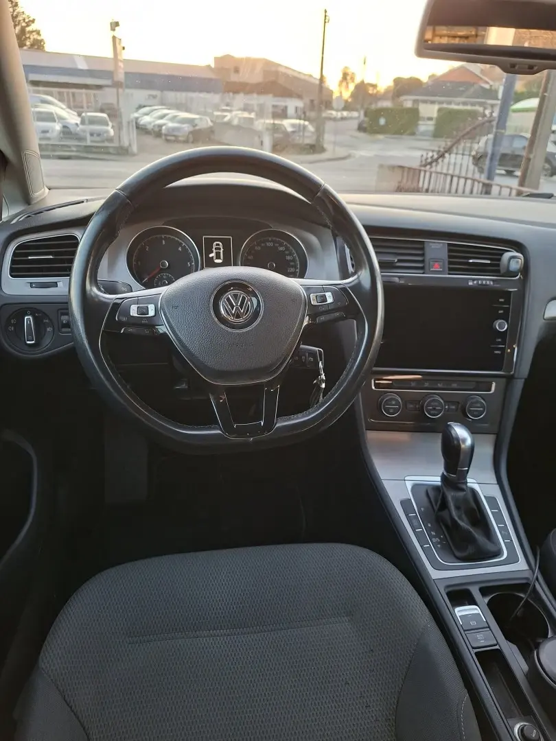 Volkswagen Golf 1.6 TDi GPS Edition DSG 30