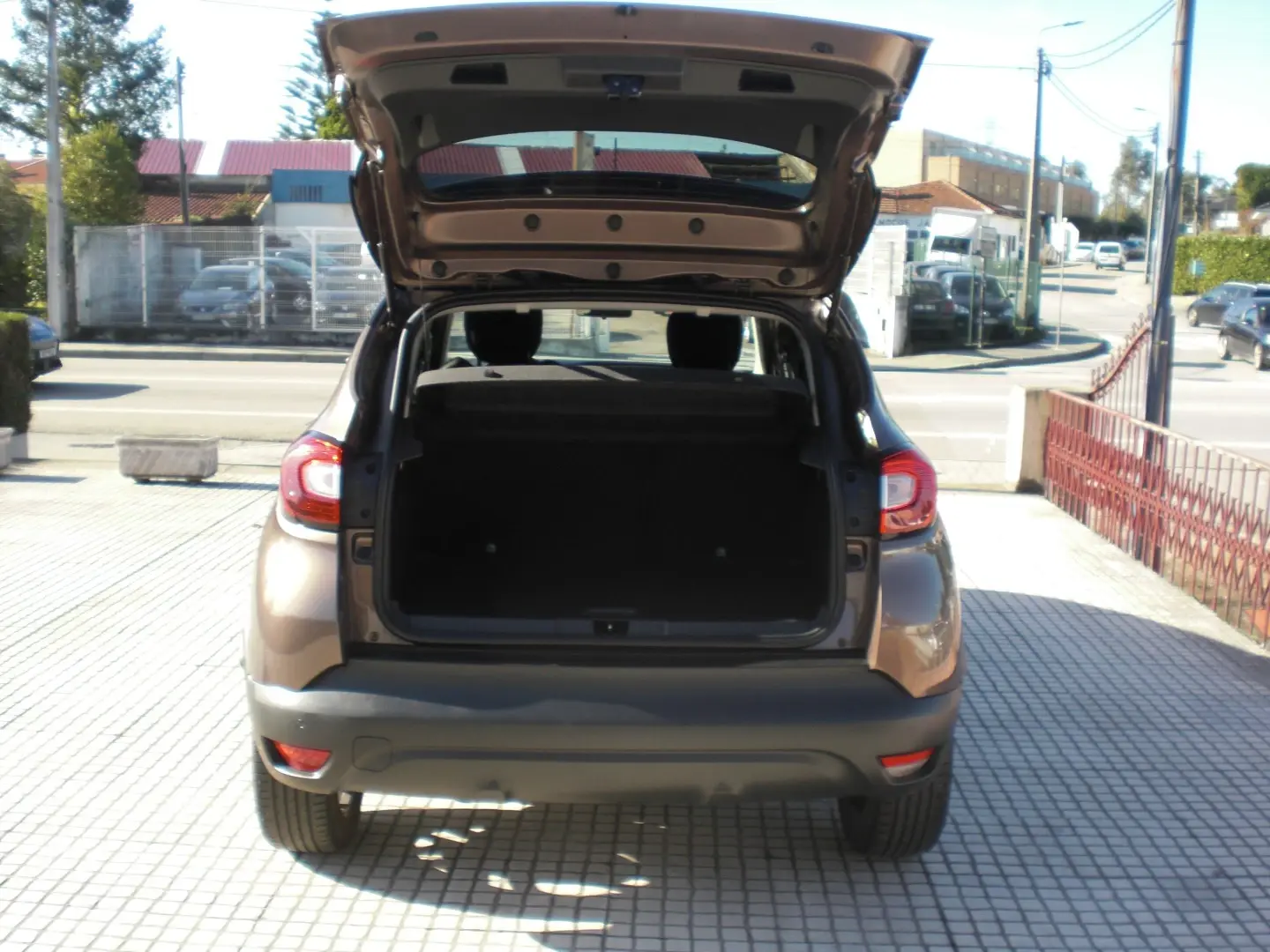 Renault Captur 1.5 dCi Exclusive C/Pneu 10